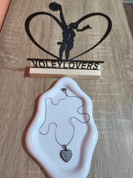 Cadena Plateada en forma de Corazon - Volleyball Blanco